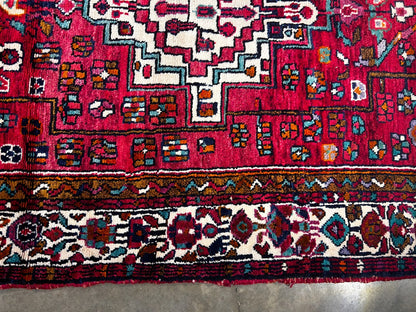5'5" x 10'1" Hand-Knotted 100% Wool Carpet - Hamadane Area Rug
