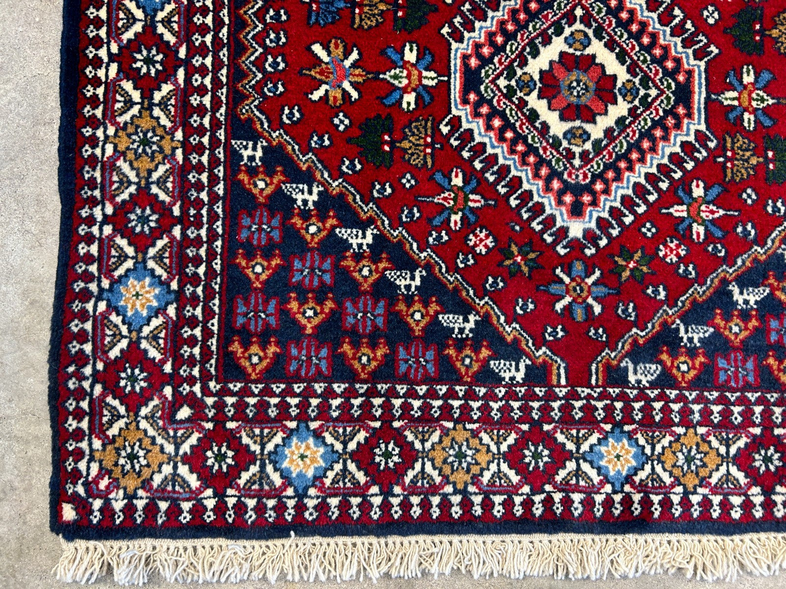 3'3"x5' Hand-Knotted 100% Wool Pile Yalamehe Rug
