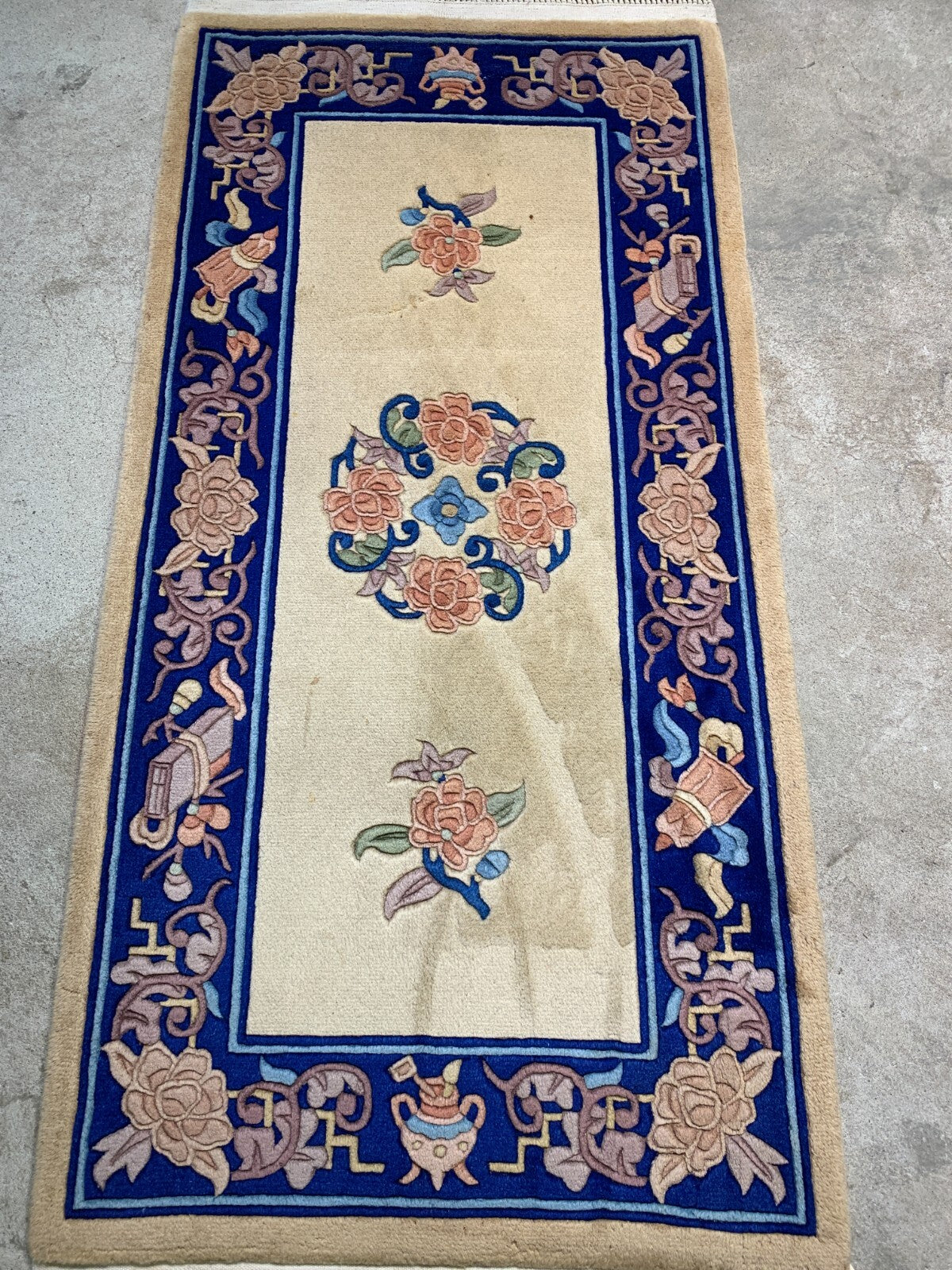 2'x4' Hand-Knotted Wool Oriental Rug - Area Carpet