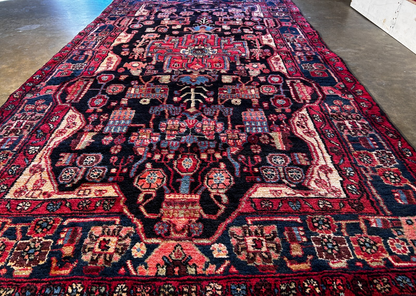 4'9" x 8'8" Hand-Knotted 100% Wool Pile Nahavande Area Rug