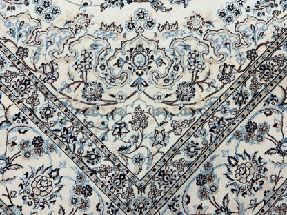 8'4"x12'1" Extra Fine Hand-Knotted Wool & Silk Naine Rug