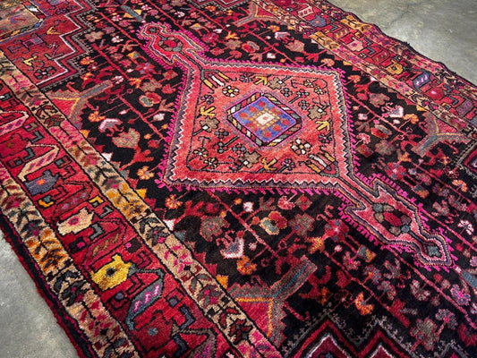 4'9" x 8'6" Hand-Knotted 100% Wool Carpet - Hamadane Area Rug