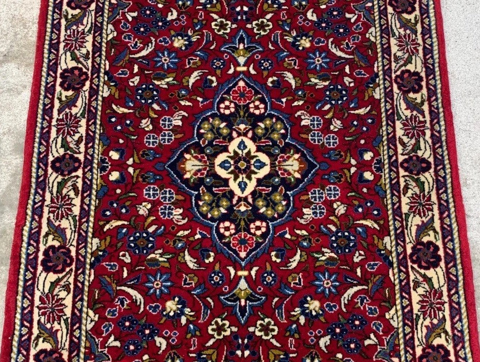 2'2"x4'1" Hand-Knotted 100% Wool Pile Sarouke Rug