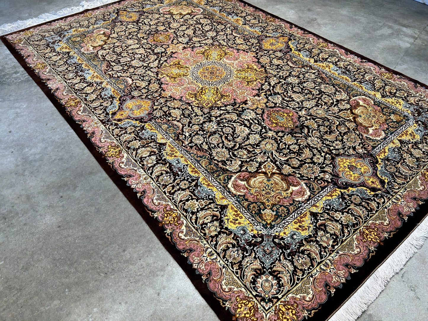 6'9"x10'2" Exquisite Hand-Knotted 100% Silk Qume Rug