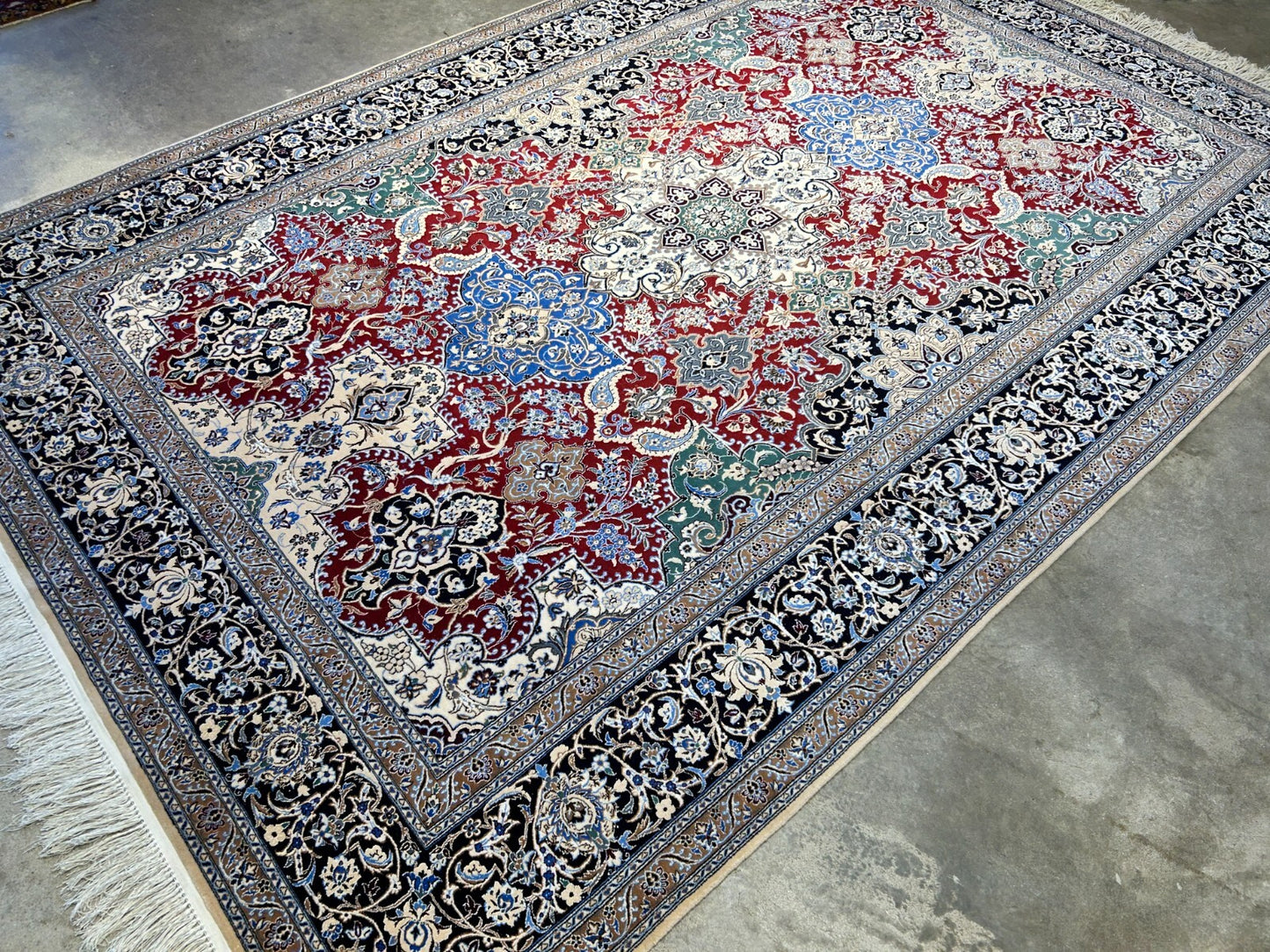 6'8"x10' Very Fine Hand-Knotted Wool & Silk Naine Rug - Area Carpet