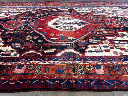 5'1" x 10'10'' Hand-Knotted 100% Lamb Wool Carpet - Nahavande Area Rug