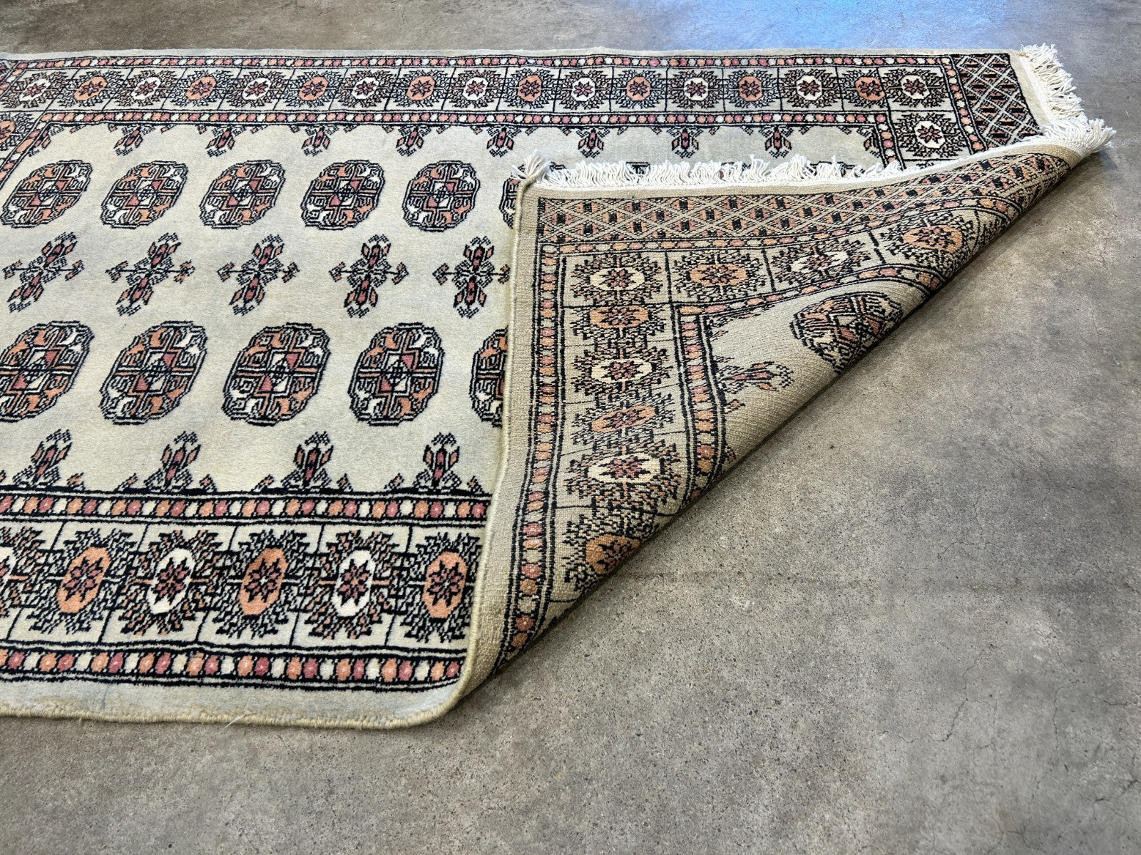 3'1"x4'9" Hand-Knotted 100% Wool Pile Bokhara Rug