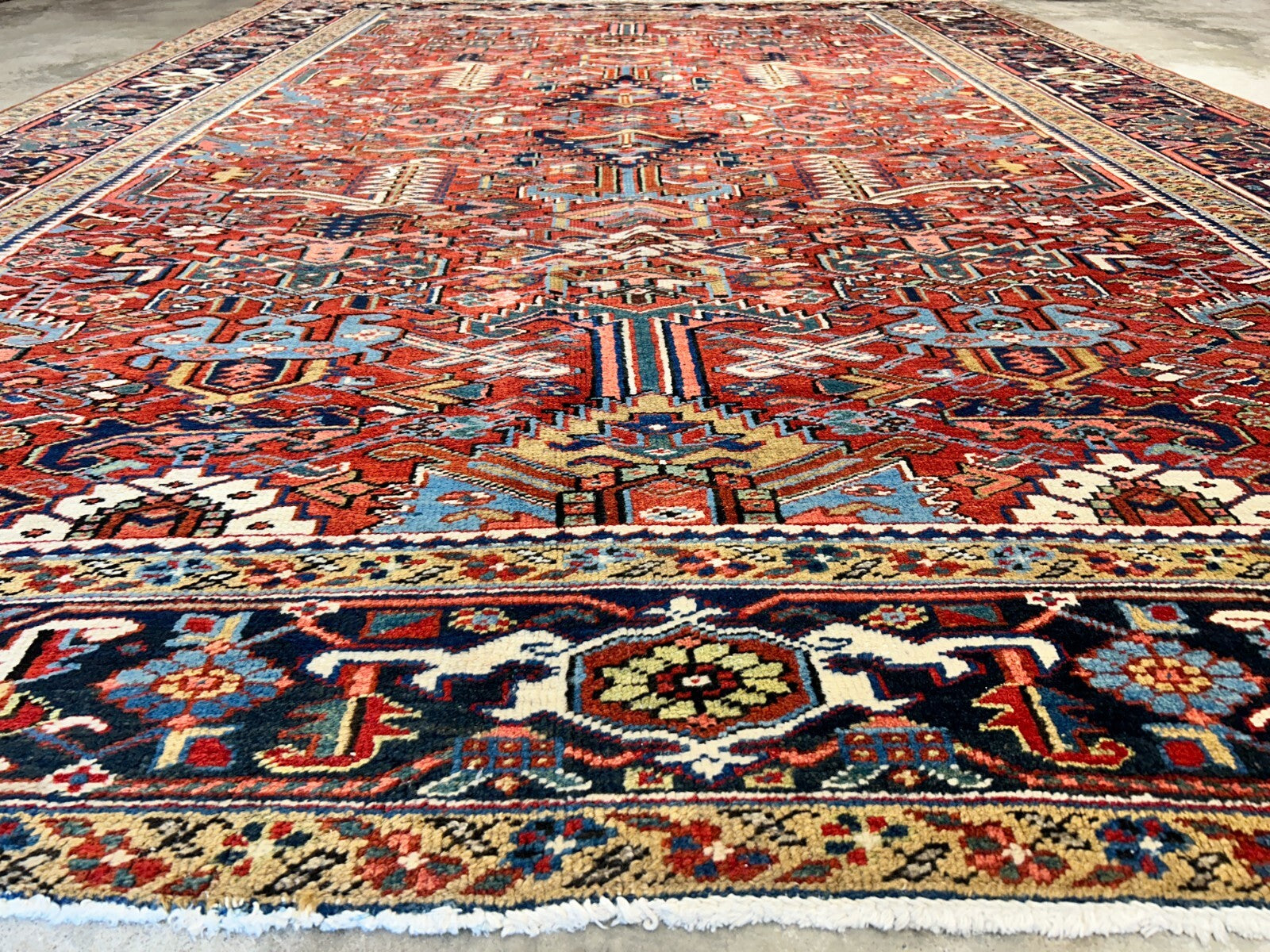 Collector Item - 9'1"x12'2" Antique Fine Wool Herize Hand-Knotted Rug