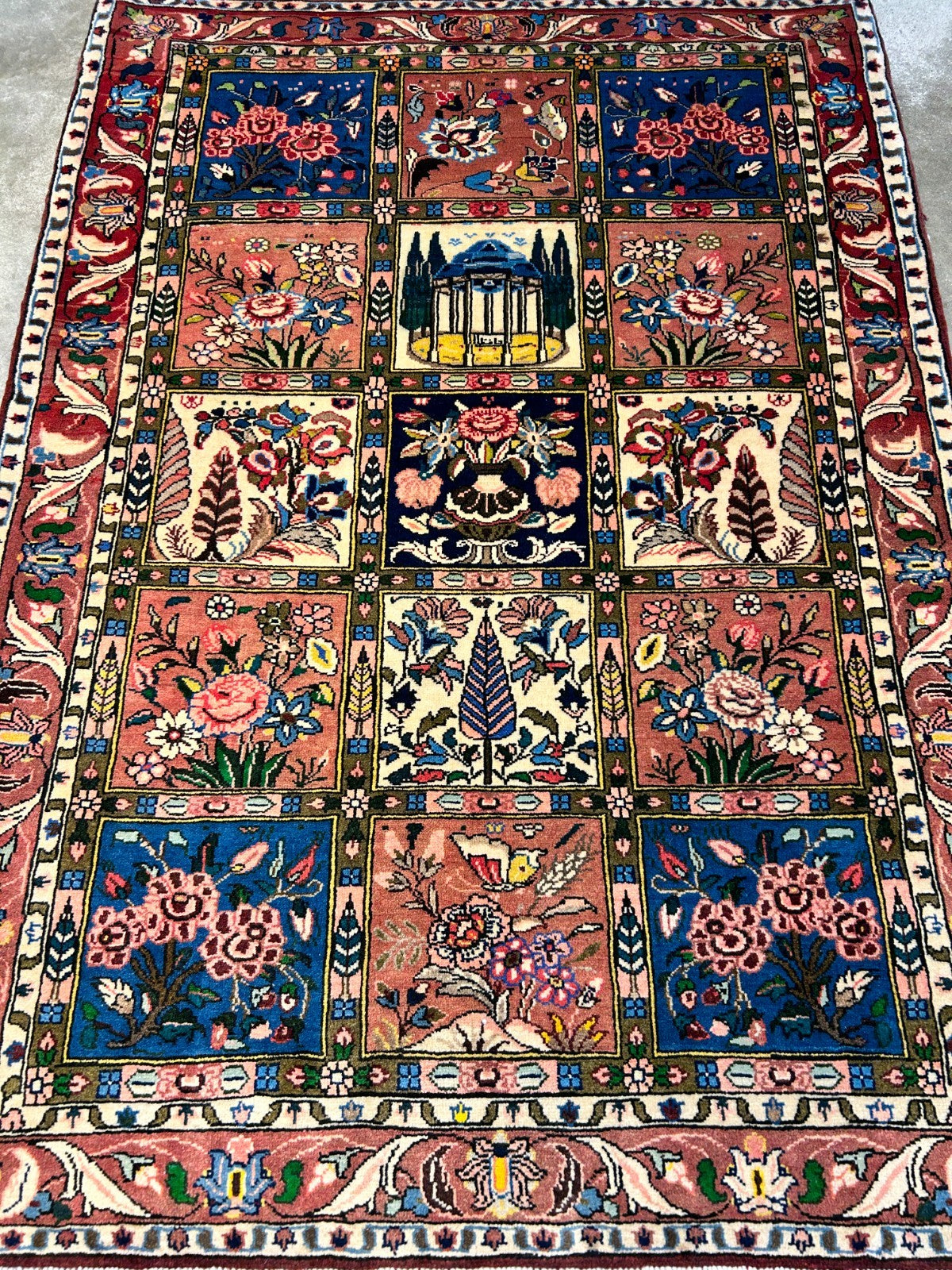 3'5"x5'2" Hand-Knotted 100% Lamb Wool Bakhtiarie Carpet - Area Rug