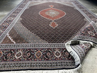 8'3"x11'5" Fine Hand-Knotted Wool & Silk Oriental Rug - Area Carpet