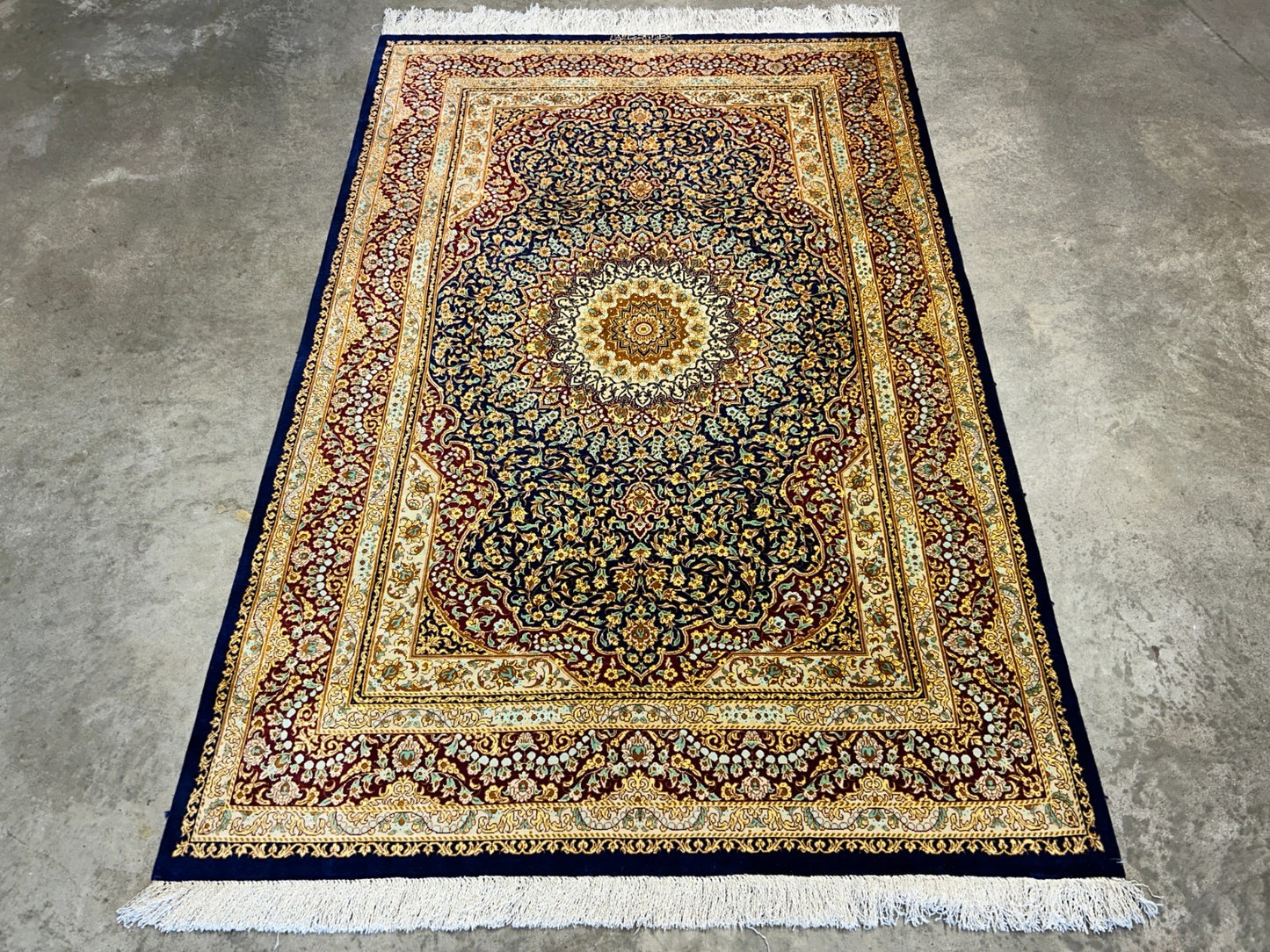 3'3"x5' Exquisite Extra-Fine Hand-Knotted 100% Silk Qume Area Rug - Carpet