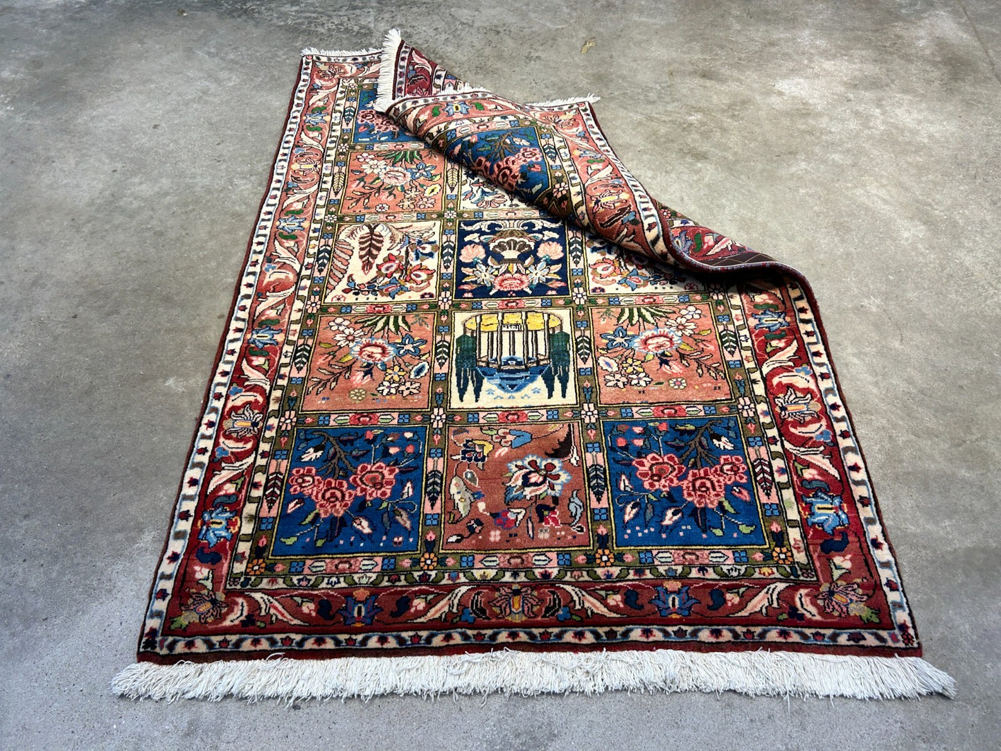 3'5"x5'2" Hand-Knotted 100% Lamb Wool Bakhtiarie Carpet - Area Rug