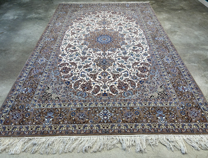 6'9"x10'6" Very Fine Hand-Knotted Wool & Silk Isfahane Rug - Area Carpet