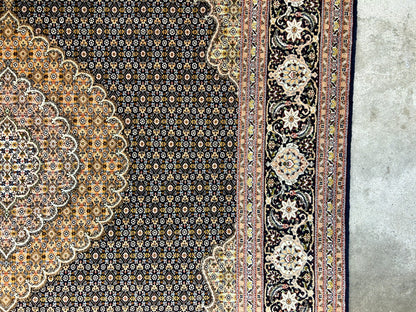 6'7"x9'9" Fine Hand-Knotted Wool & Silk Blend Tabrize Mahi Carpet - Area Rug