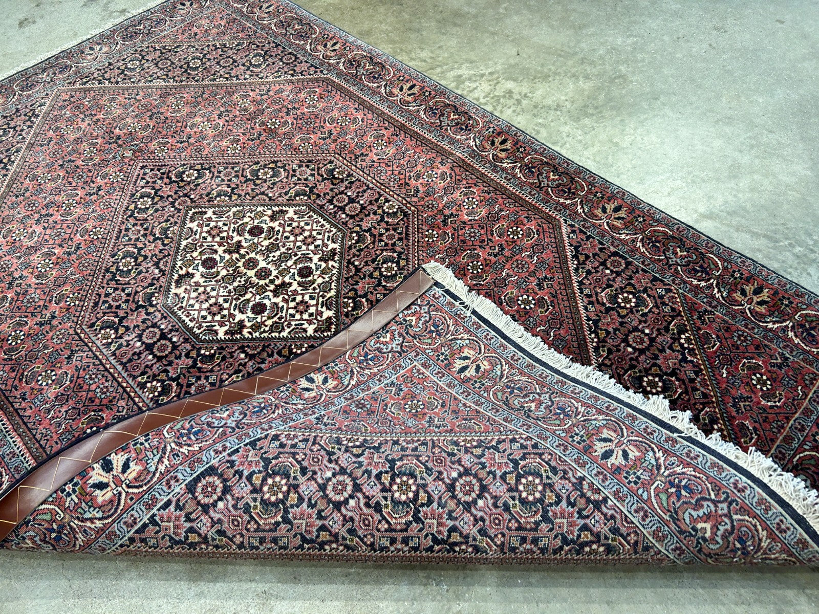 3'8"x5'10" Hand-Knotted 100% Wool Bidjare Carpet - Area Rug