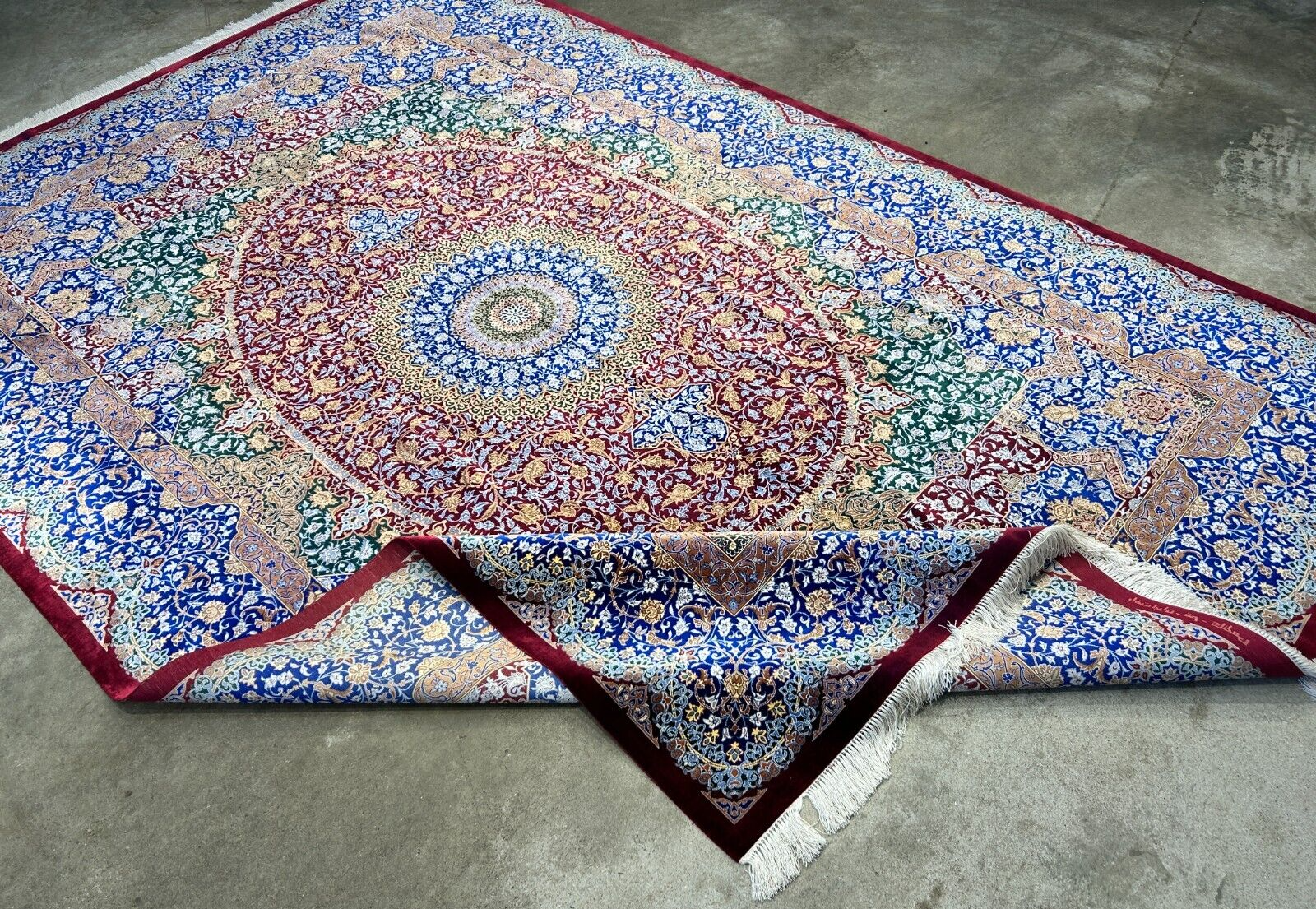 6'6"x10' Exquisite Extra-Fine Hand-Knotted 100% Silk Qume Carpet - Area Rug