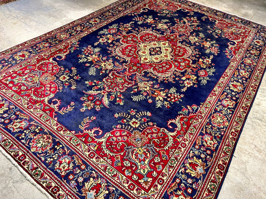 6'7"x9'9" Antique Hand-Knotted Wool Oriental Rug - Area Carpet