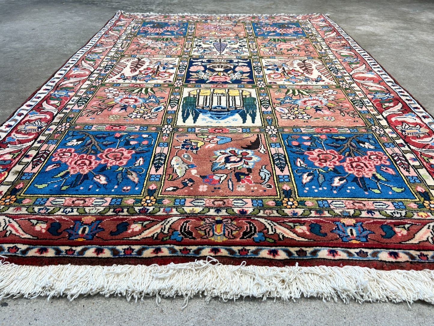 3'5"x5'2" Hand-Knotted 100% Lamb Wool Bakhtiarie Carpet - Area Rug