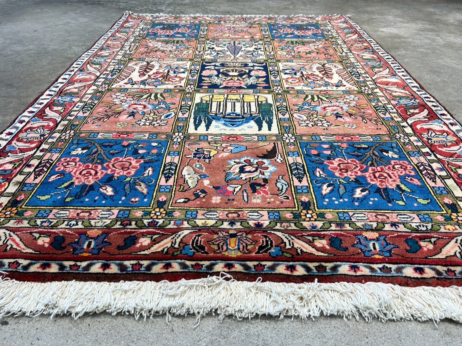 3'5"x5'2" Hand-Knotted 100% Lamb Wool Bakhtiarie Carpet - Area Rug