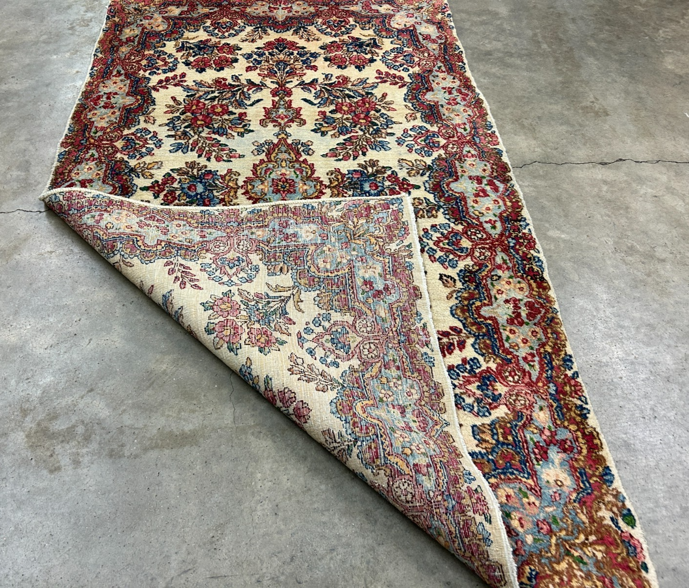 2'11"x5'1" Antique Hand-Knotted 100% Wool Pile Kermane Area Rug - Carpet