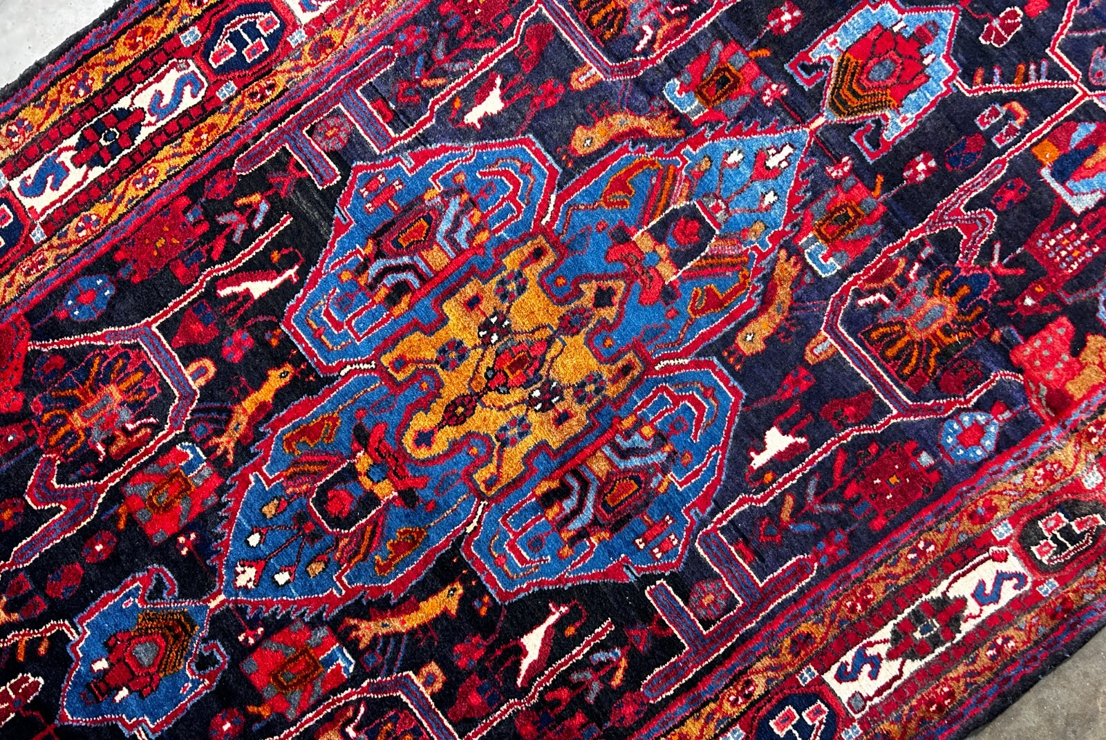 5'3" x 10'11" Hand-Knotted 100% Lamb Wool Pile Nahavande Area Rug - Carpet