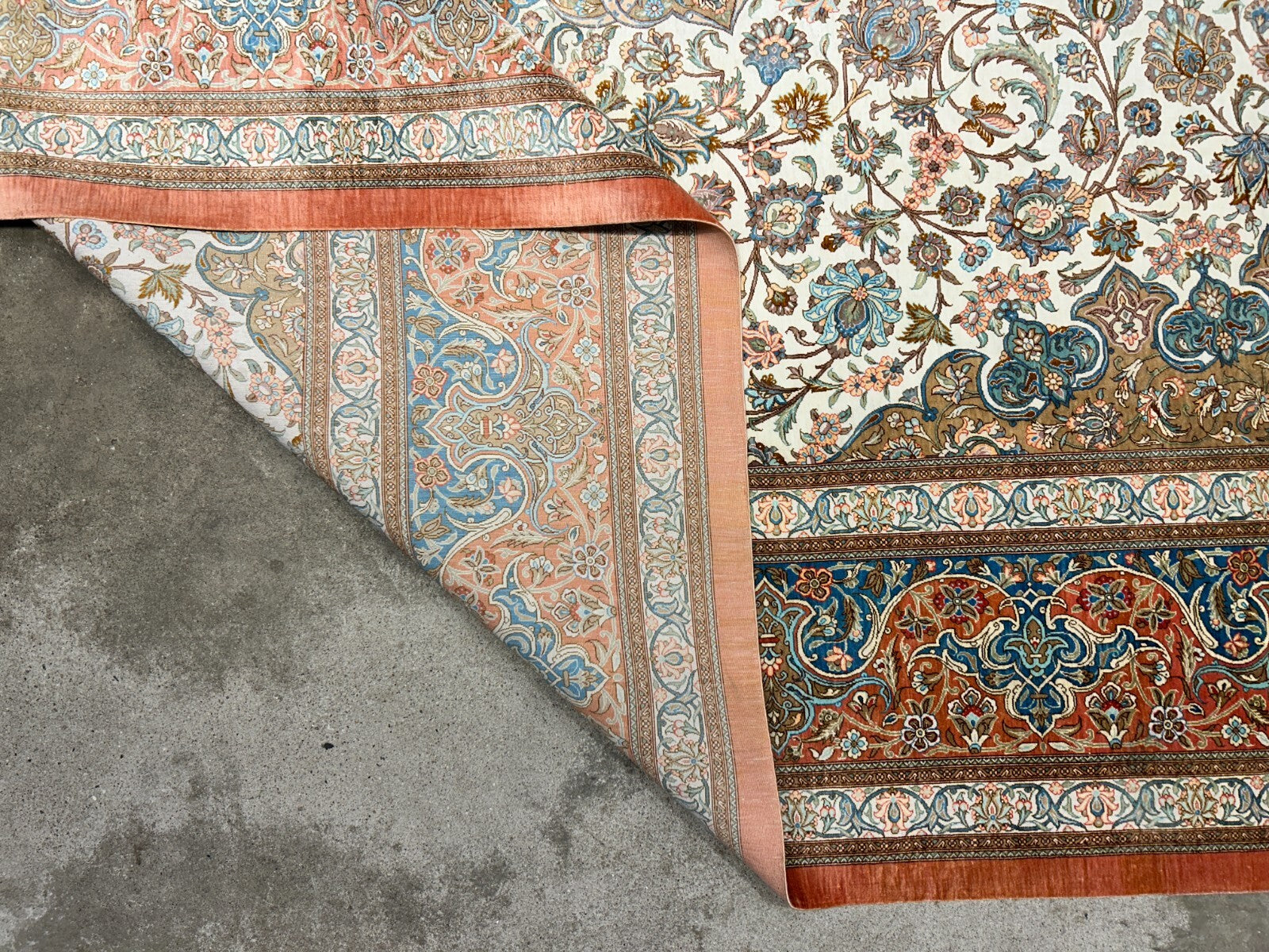 9'10"x13' Exquisite Signed Hand-Knotted 100% Silk Qume Rug