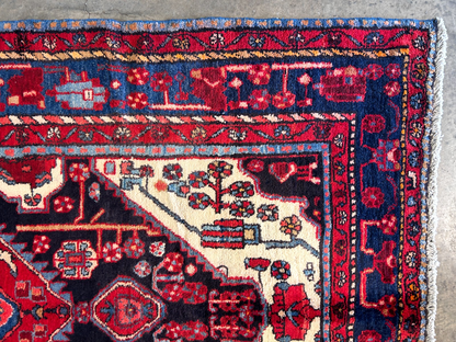 5'2" x 9'2'' Hand-Knotted 100% Lamb Wool Pile Nahavande Area Rug - Carpet