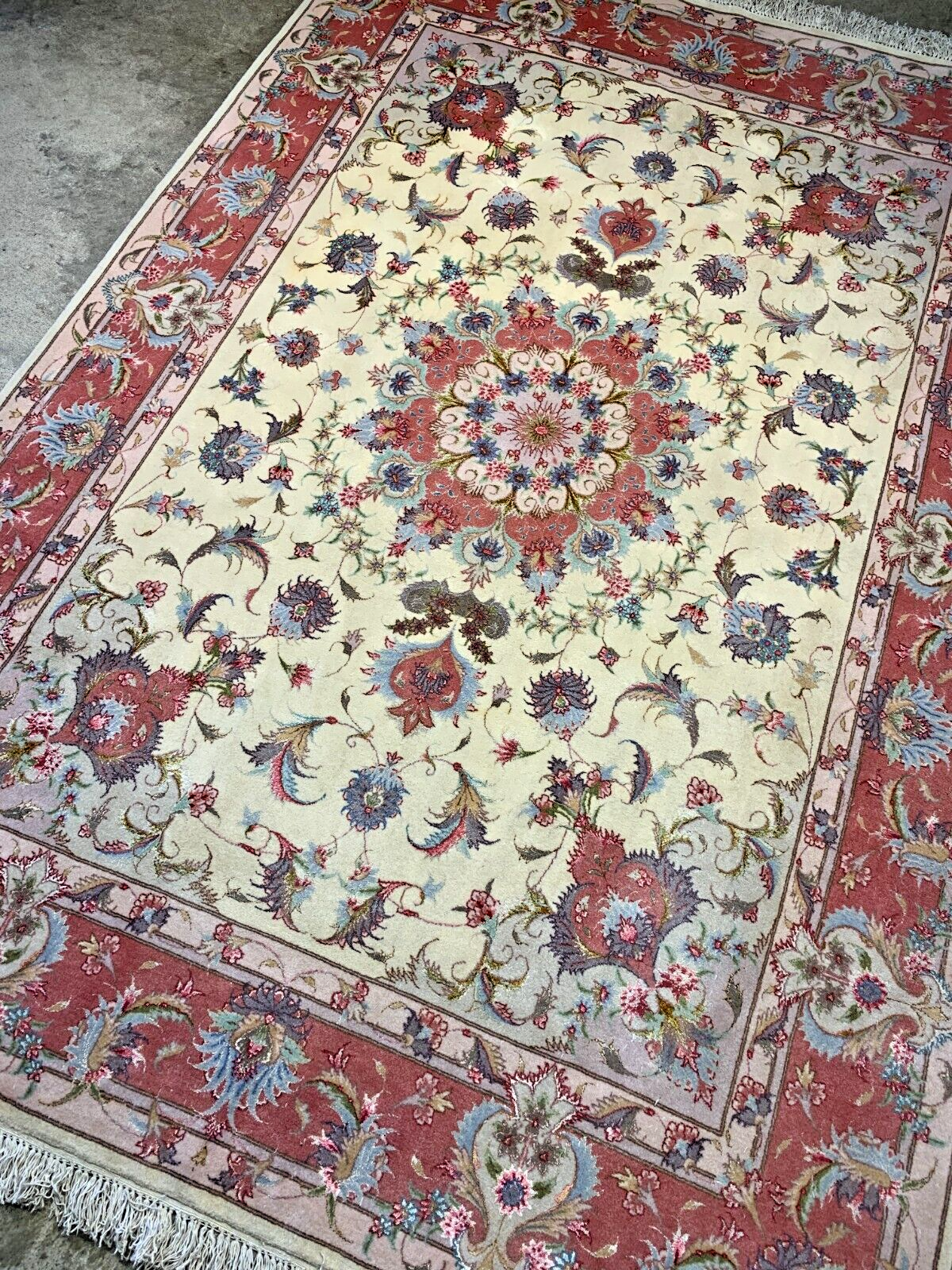 4'11"x7'4" Very Fine Hand-Knotted Wool & Silk Blend Tabrize Carpet - Area Rug