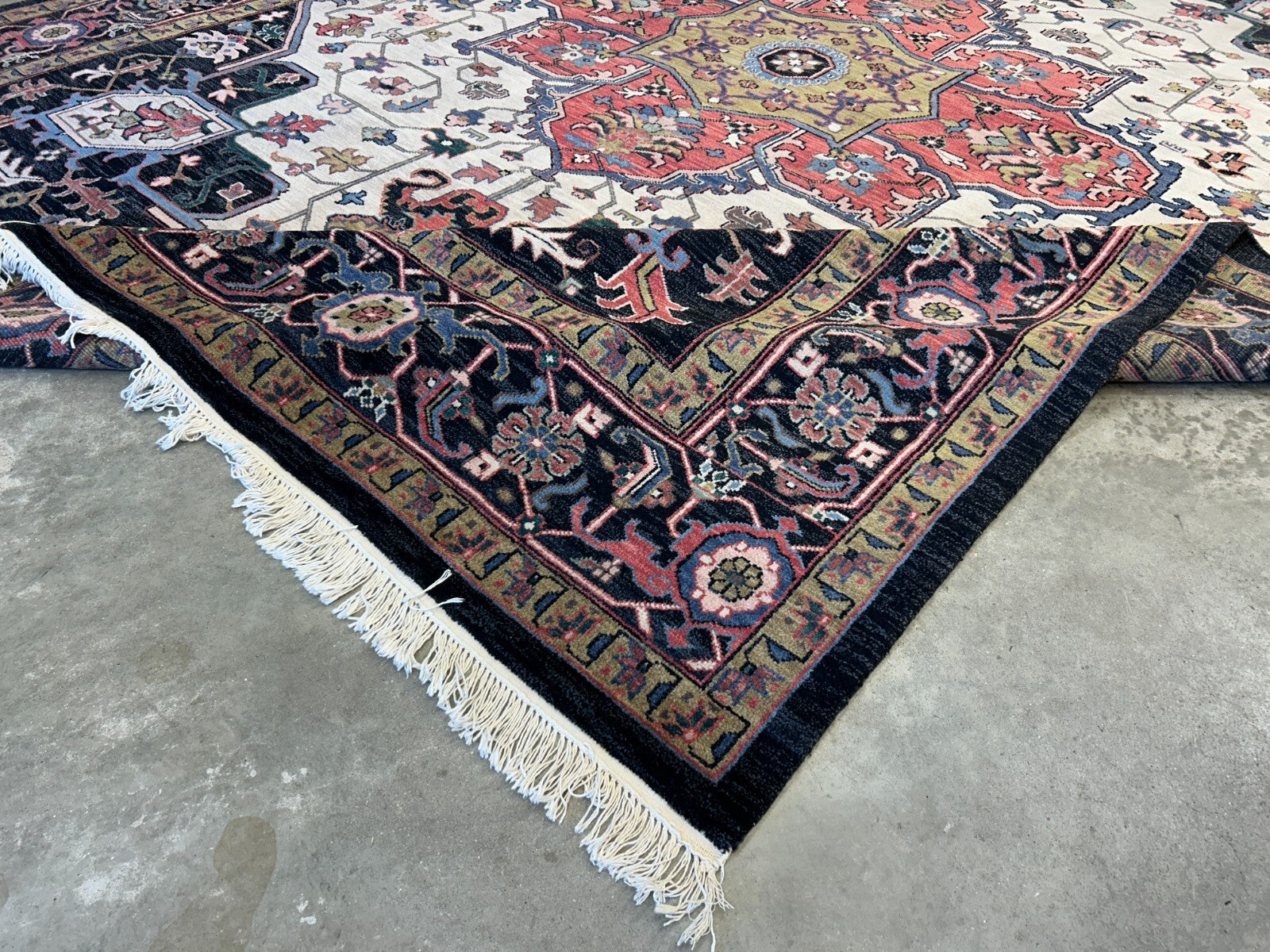 9'x11'10" Hand-Knotted 100%  Wool Pile IndoHeriz Rug