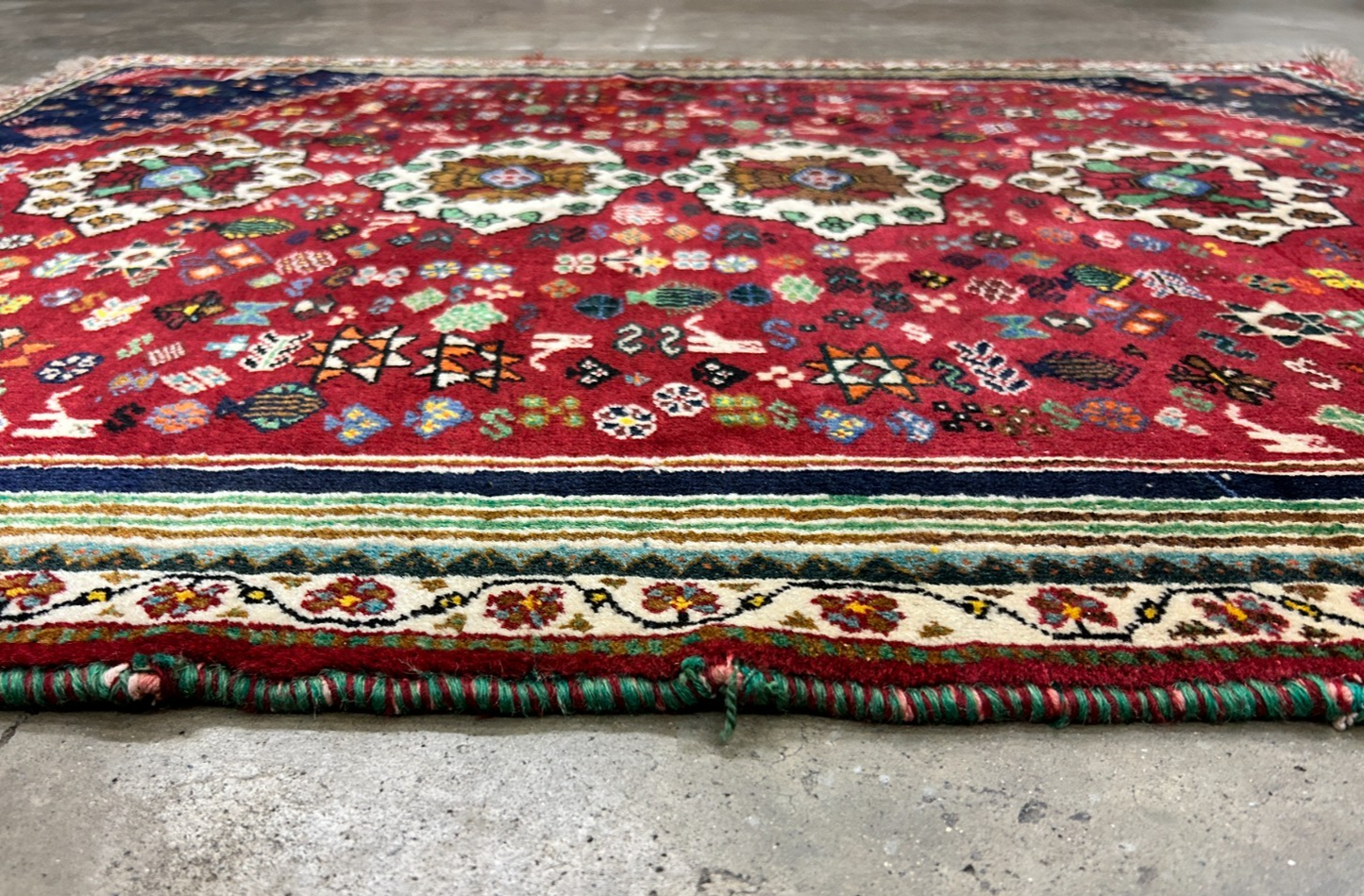 3'11"x4'7" Hand-Knotted 100% Wool Pile Ghashghaei Area Rug - Carpet