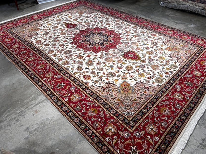 8'3"x11'7'' Very Fine Hand-Knotted Silk & Wool Tabrize Area Rug - Area Carpet