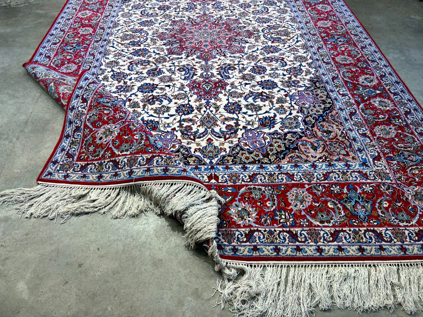 6'9"x10'1" Extra-Fine Hand-Knotted Wool & Silk Blend Isfahane Carpet - Area Rug
