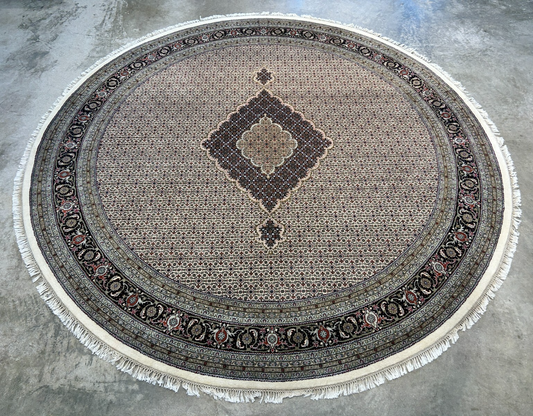 8' Diameter Exquisite Hand-Knotted 100% Wool Pile Oriental Rug