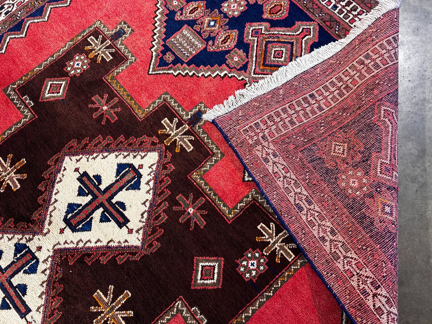 5'6" x 7'9" Hand-Knotted 100% Wool Hamadane Area Rug