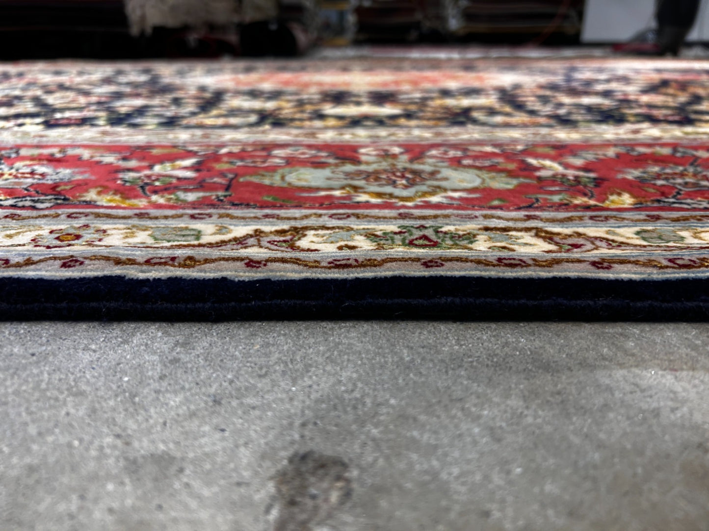 8'7"x12'3" Very Fine Hand-Knotted Wool & Silk Tabrize Area Rug - Carpet