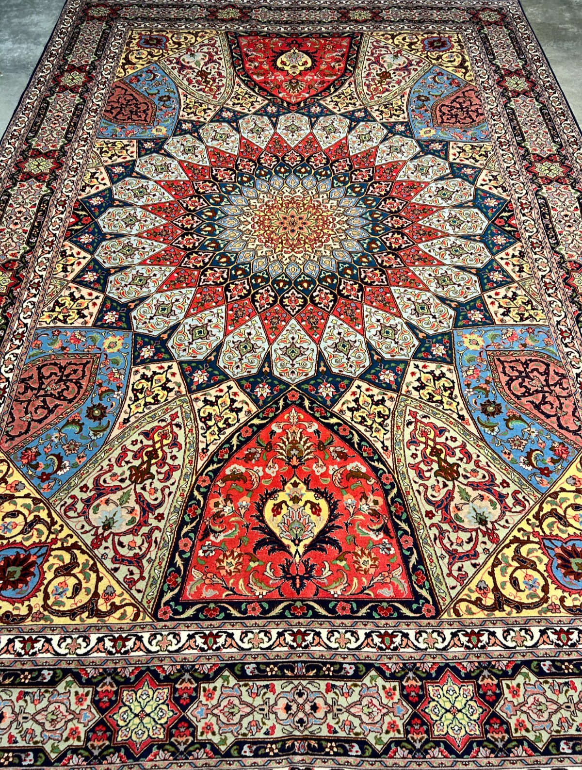 6'8"x10'7" Fine Hand-Knotted Wool & Silk Blend Tabrize Carpet - Area Rug