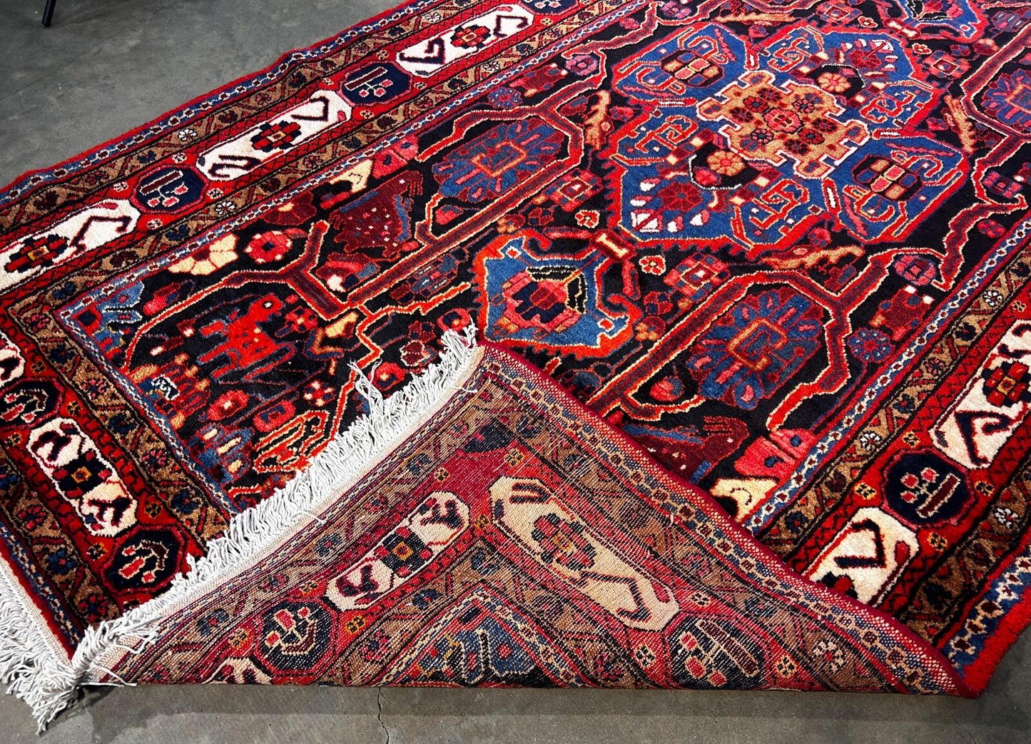 5'4" x 10'3" Hand-Knotted 100% Wool Carpet - Nahavande Area Rug