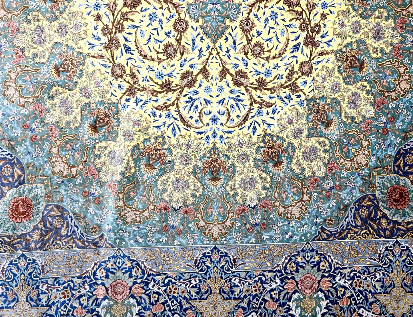 6'5"x10'4" Exquisite Extra-Fine Hand-Knotted 100% Silk Qume Carpet - Area Rug