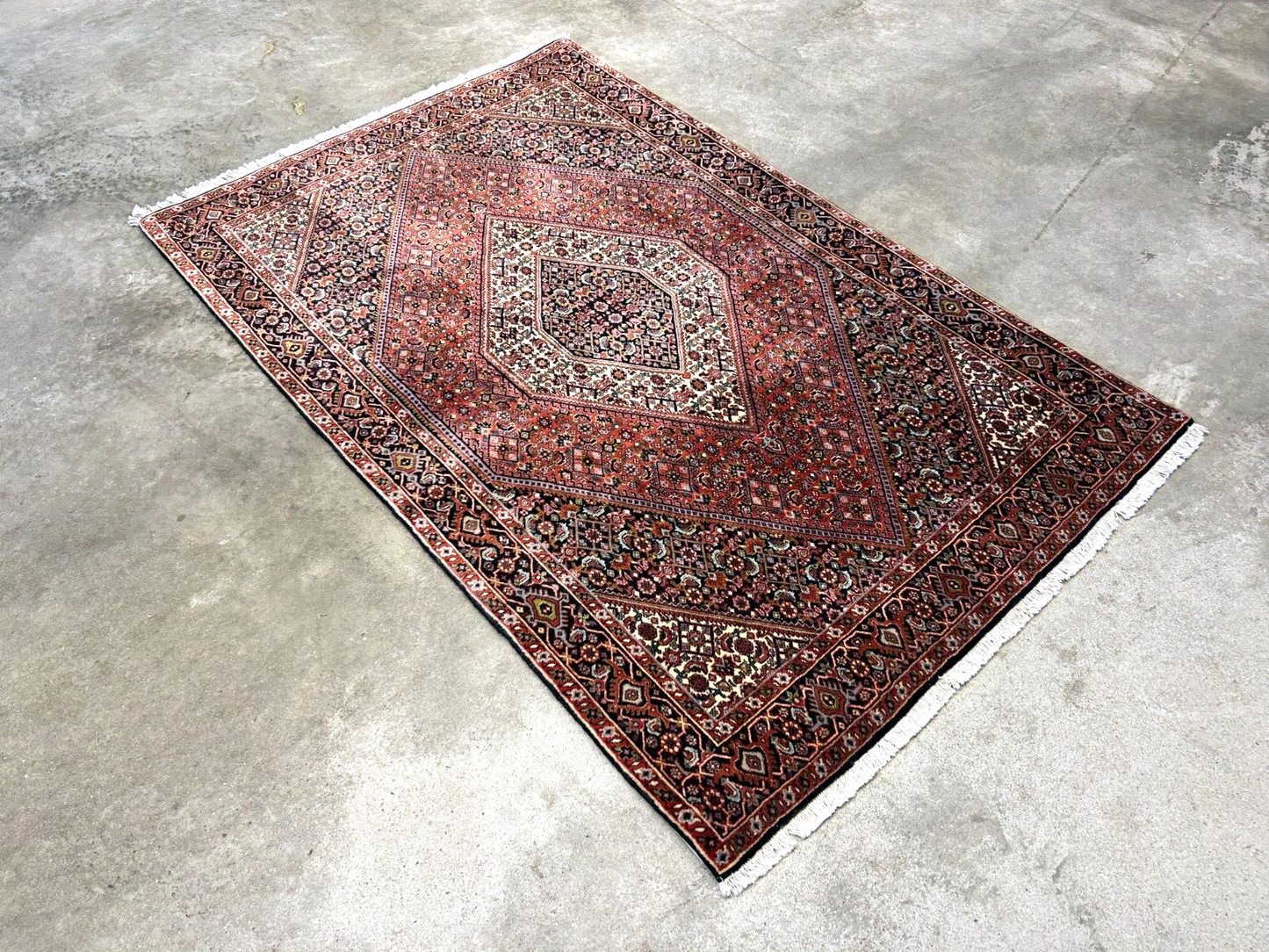 3'8"x5'8" Hand-Knotted 100% Wool Bidjare Carpet - Area Rug