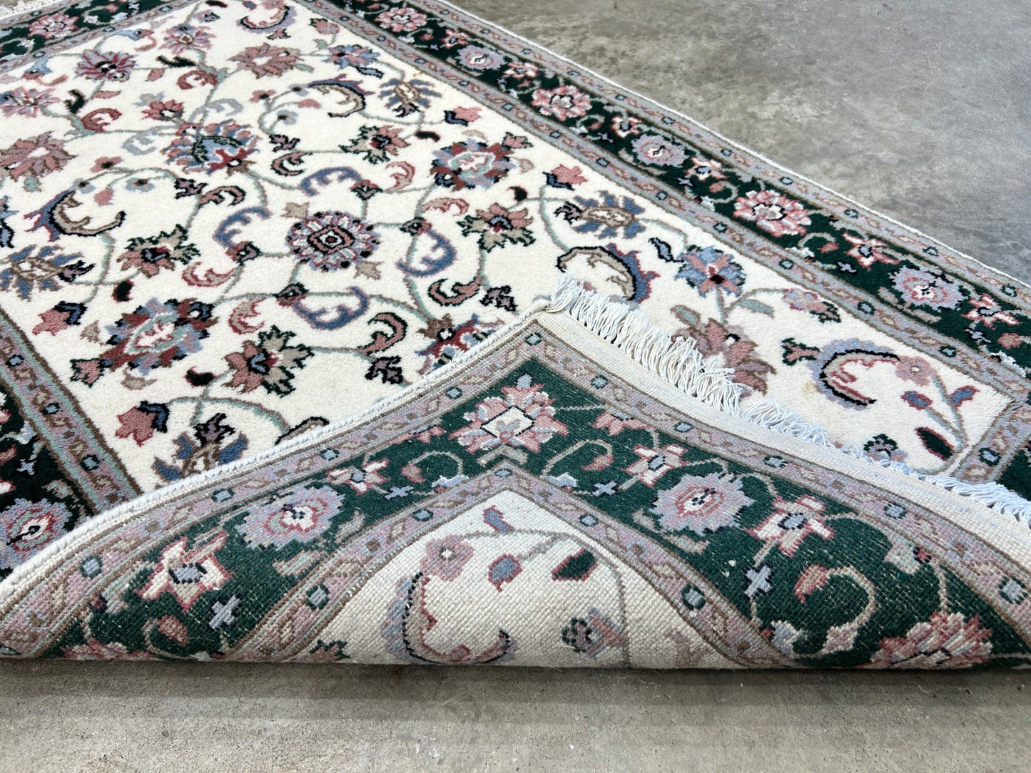 2'1"x5'1" Hand-Knotted 100% Wool Pile All-Over Area Rug