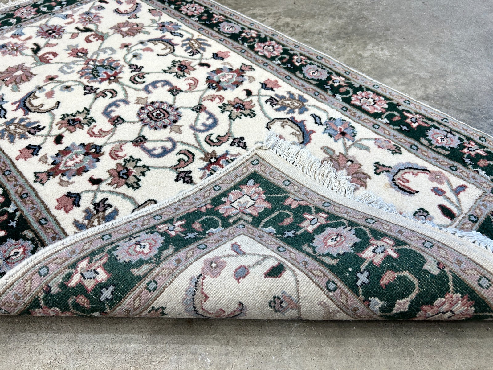 2'1"x5'1" Hand-Knotted 100% Wool Pile All-Over Area Rug