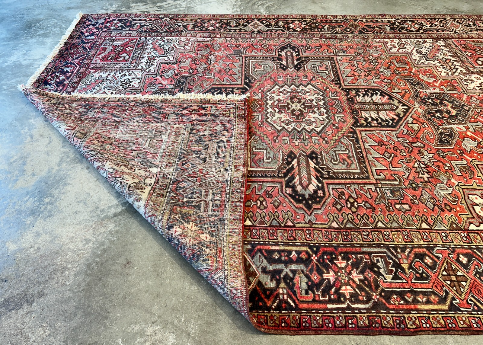8'10"x11'8" Hand-Knotted 100% Wool Pile Herize Rug