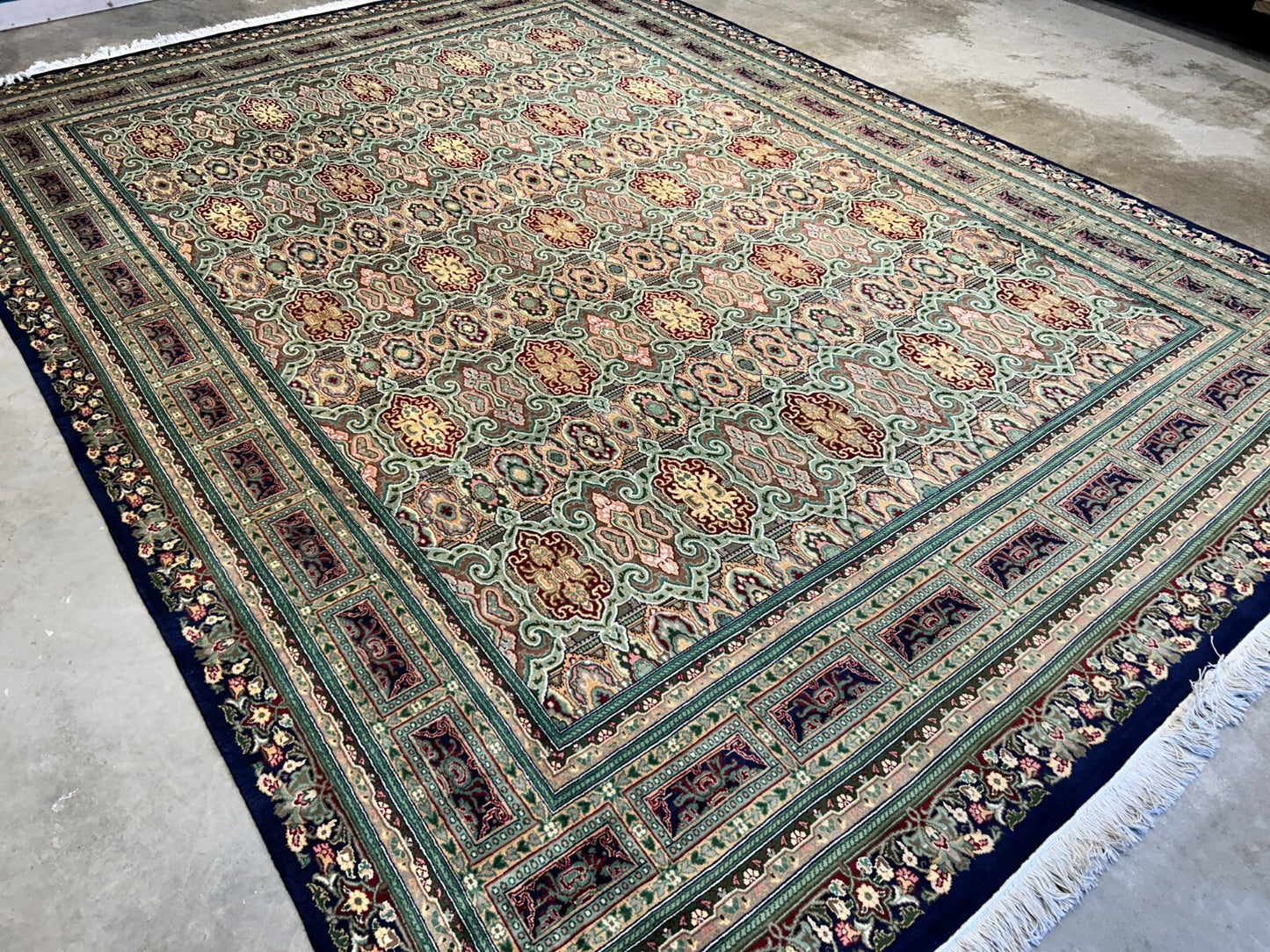 8'10"x11'10" Hand-Knotted 100% Wool Pile Oriental Rug