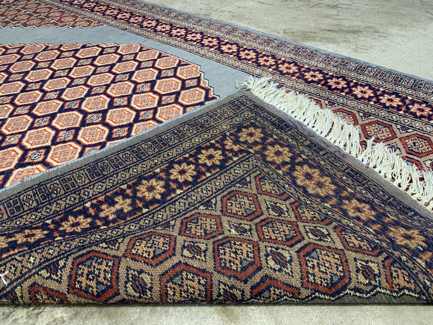 3'11" x 6'0" Hand-Knotted 100% Lamb Wool Pile Pakistan Area Rug - Carpet