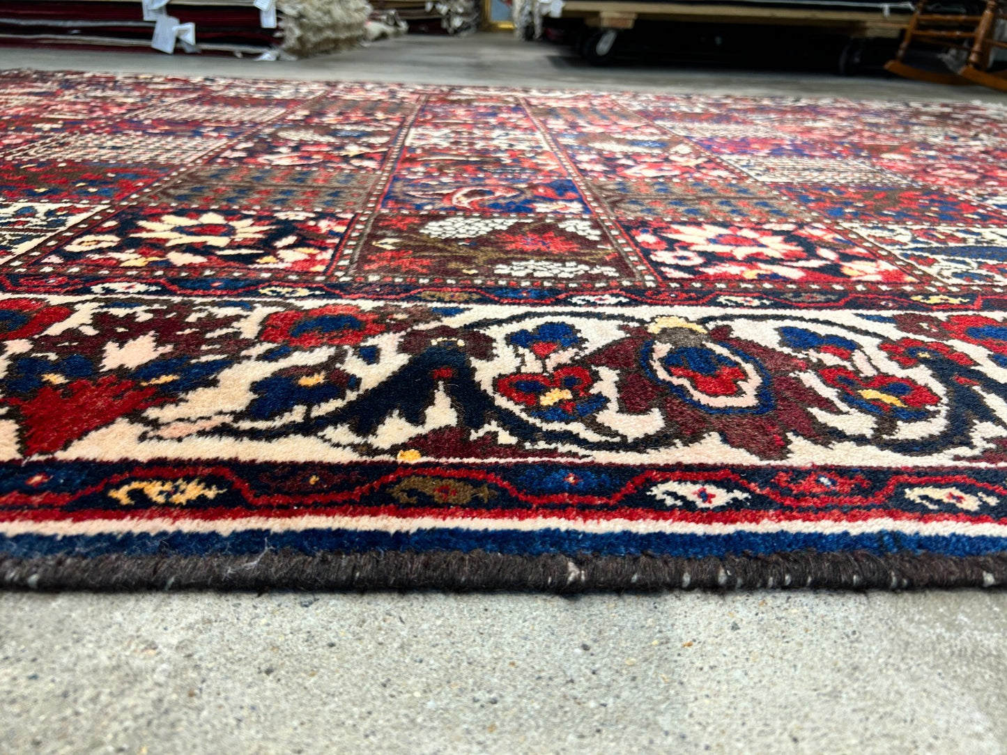 7'2"x10'2" Hand-Knotted 100% Lamb Wool Bakhtiarie Carpet - Area Rug