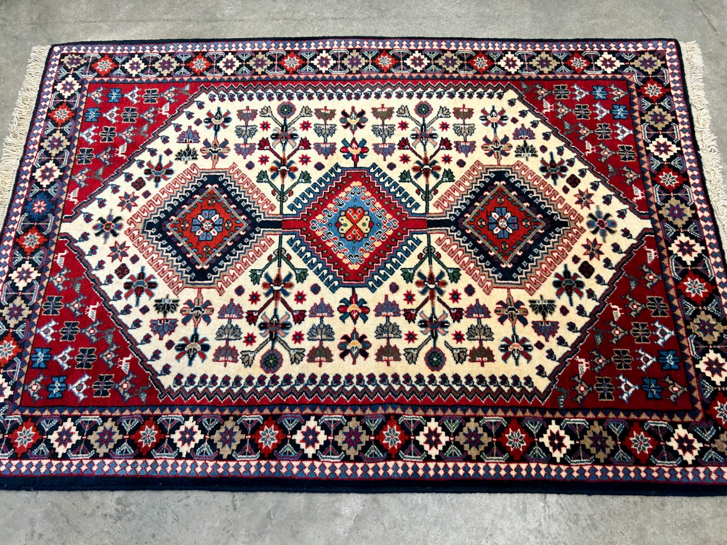 3'5"x5' Hand-Knotted 100% Wool Pile Yalamehe Rug