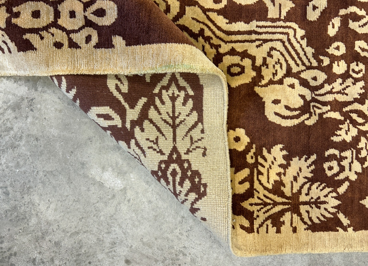 7'11"x9'11" Hand-Knotted 100% Wool Pile Tibetian Area Rug - Carpet