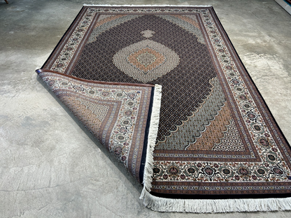 6'8"x10' Fine Hand-Knotted Wool & Silk Oriental Tabrize Rug - Area Carpet