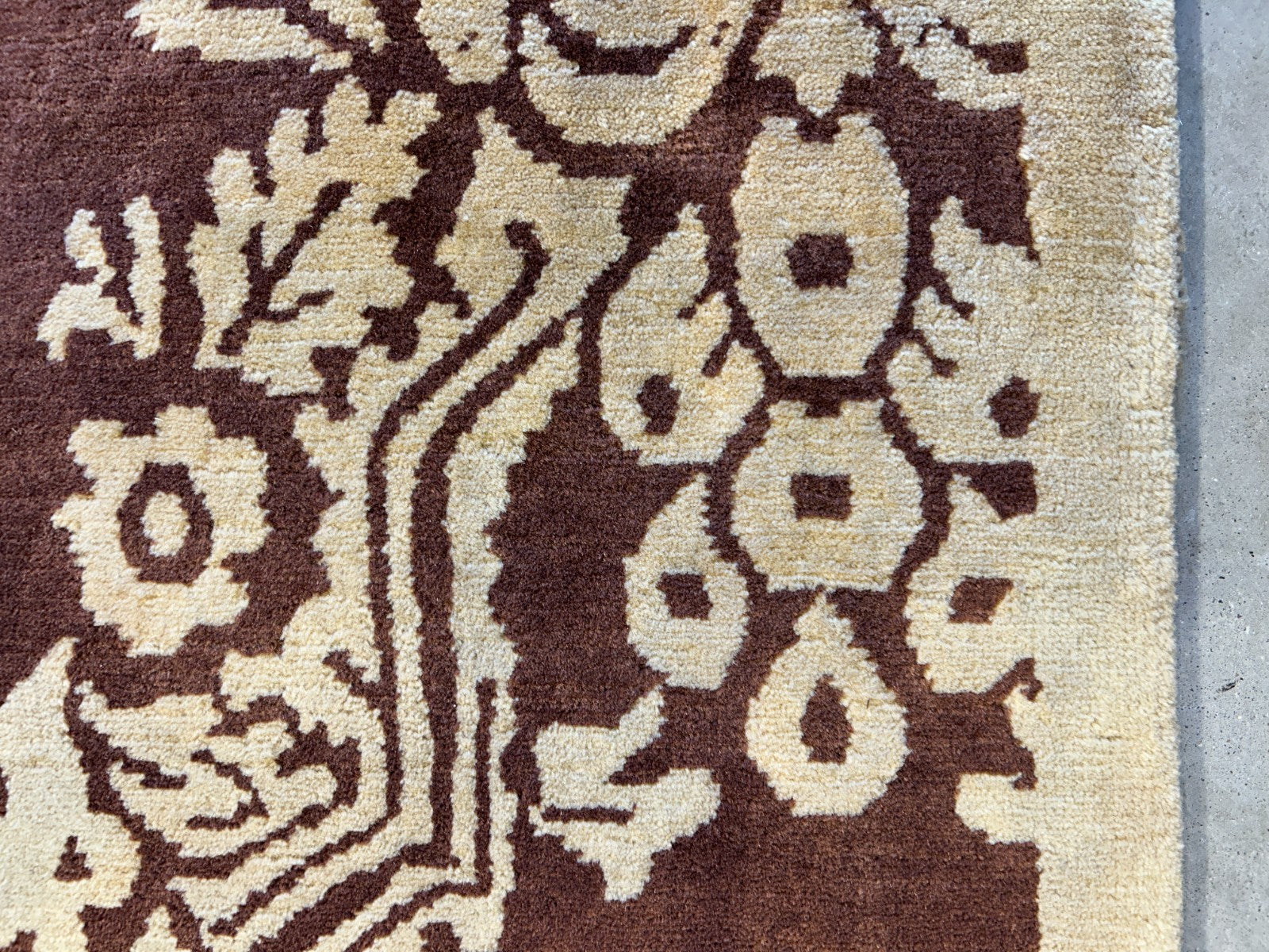 7'11"x9'11" Hand-Knotted 100% Wool Pile Tibetian Area Rug - Carpet