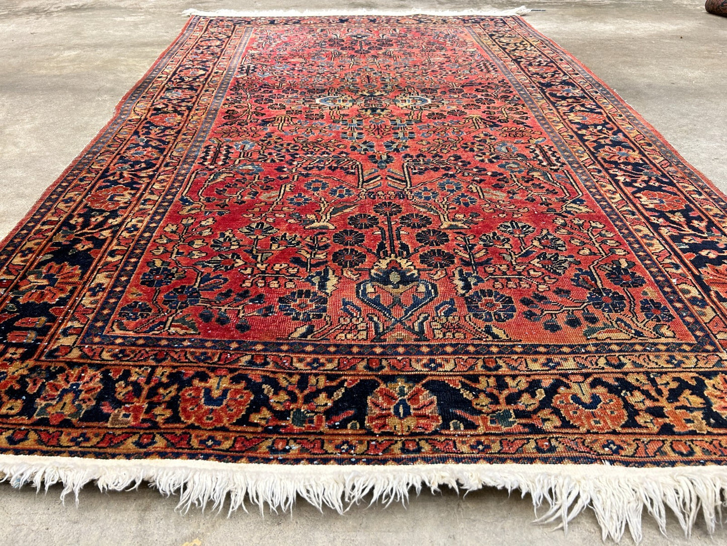4'9"x6'3" Collector Antique Hand-Knotted 100% Wool Sarouke Rug